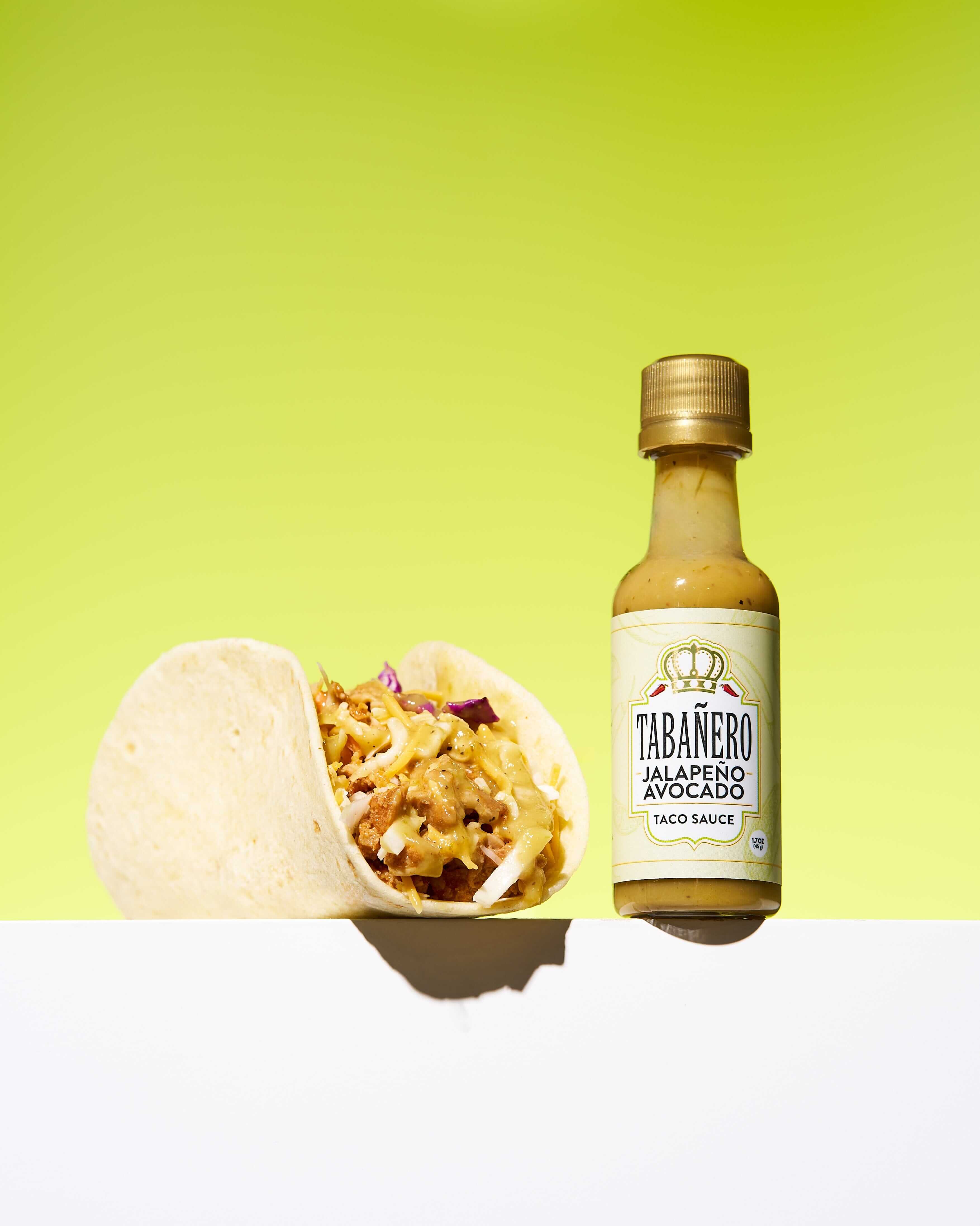 Jalapeño Avocado Taco Sauce Mini Bottle (1.7 oz.) - Tabanero