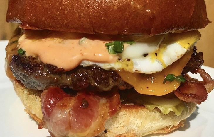 Tabañero Breakfast Burgers